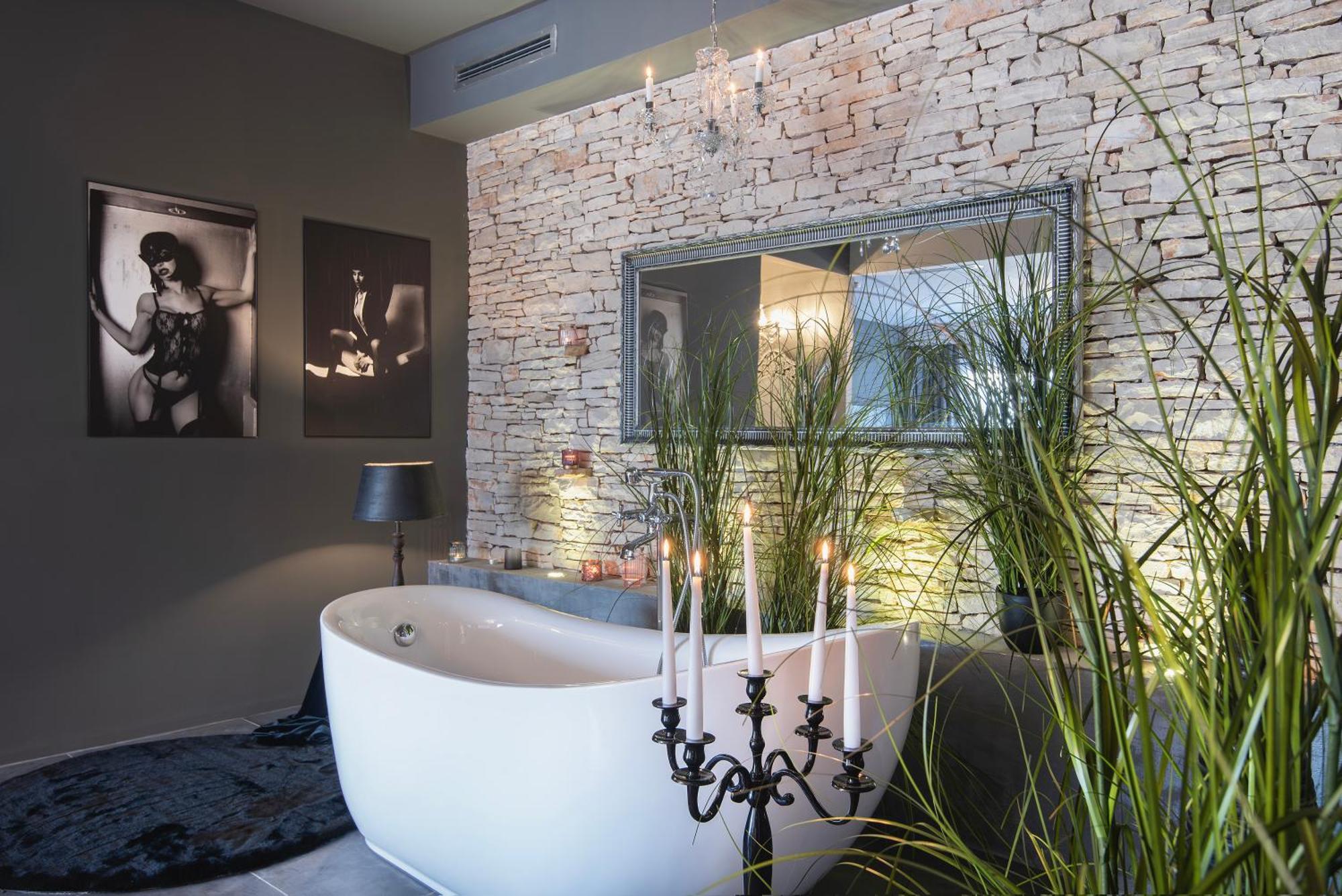 Boutique Hotel Chevalier By Bura Hotels - Adults Only Medulin Exterior foto