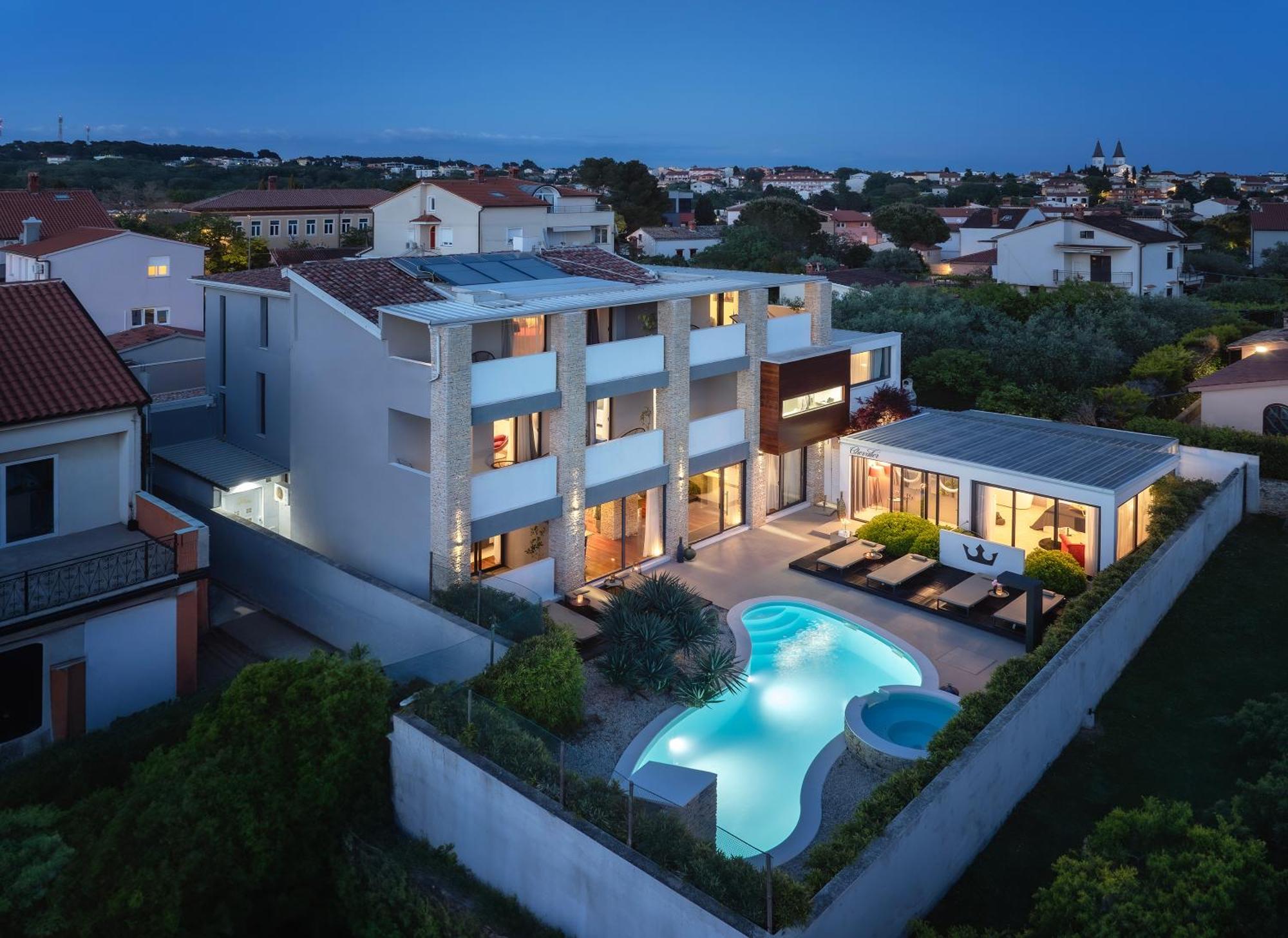 Boutique Hotel Chevalier By Bura Hotels - Adults Only Medulin Exterior foto