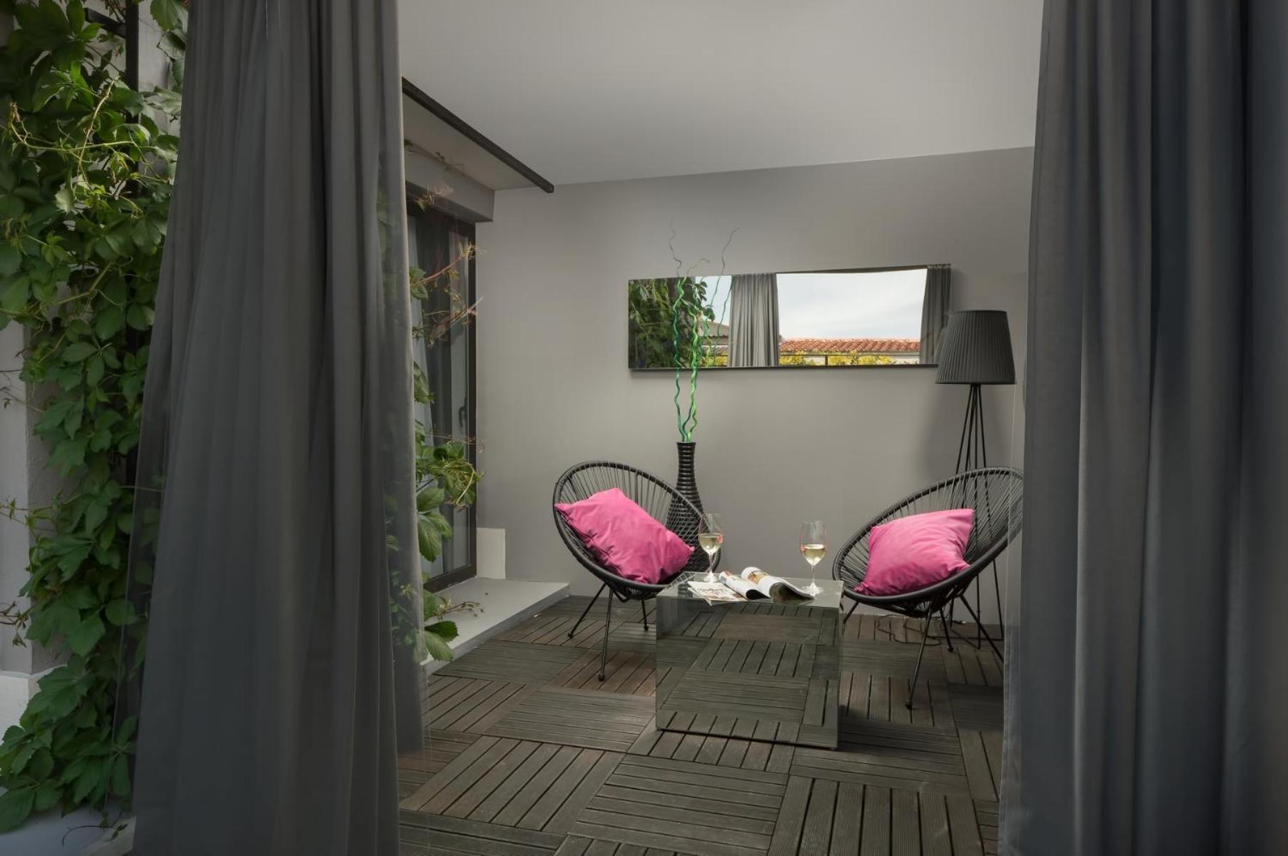 Boutique Hotel Chevalier By Bura Hotels - Adults Only Medulin Exterior foto